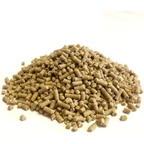 Beautiful view of Mix Commercial Pellets With Live Insects
