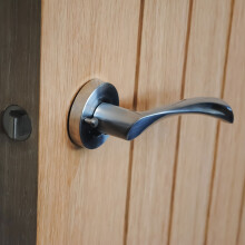 (Satin Chrome) VIBE Twirl Push Button Privacy Door Handle