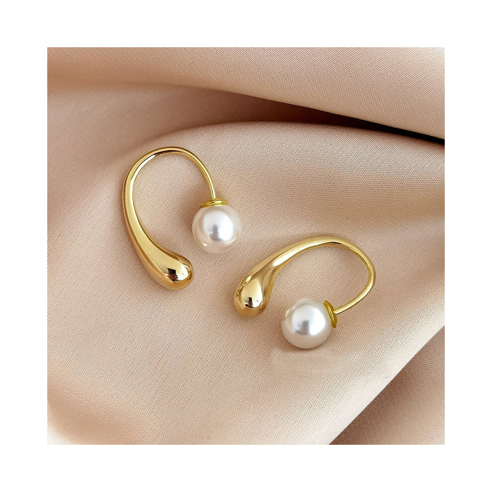 Golden Plating Water Droplet Pearl Piercing Earrings Fashion Earrings For Women