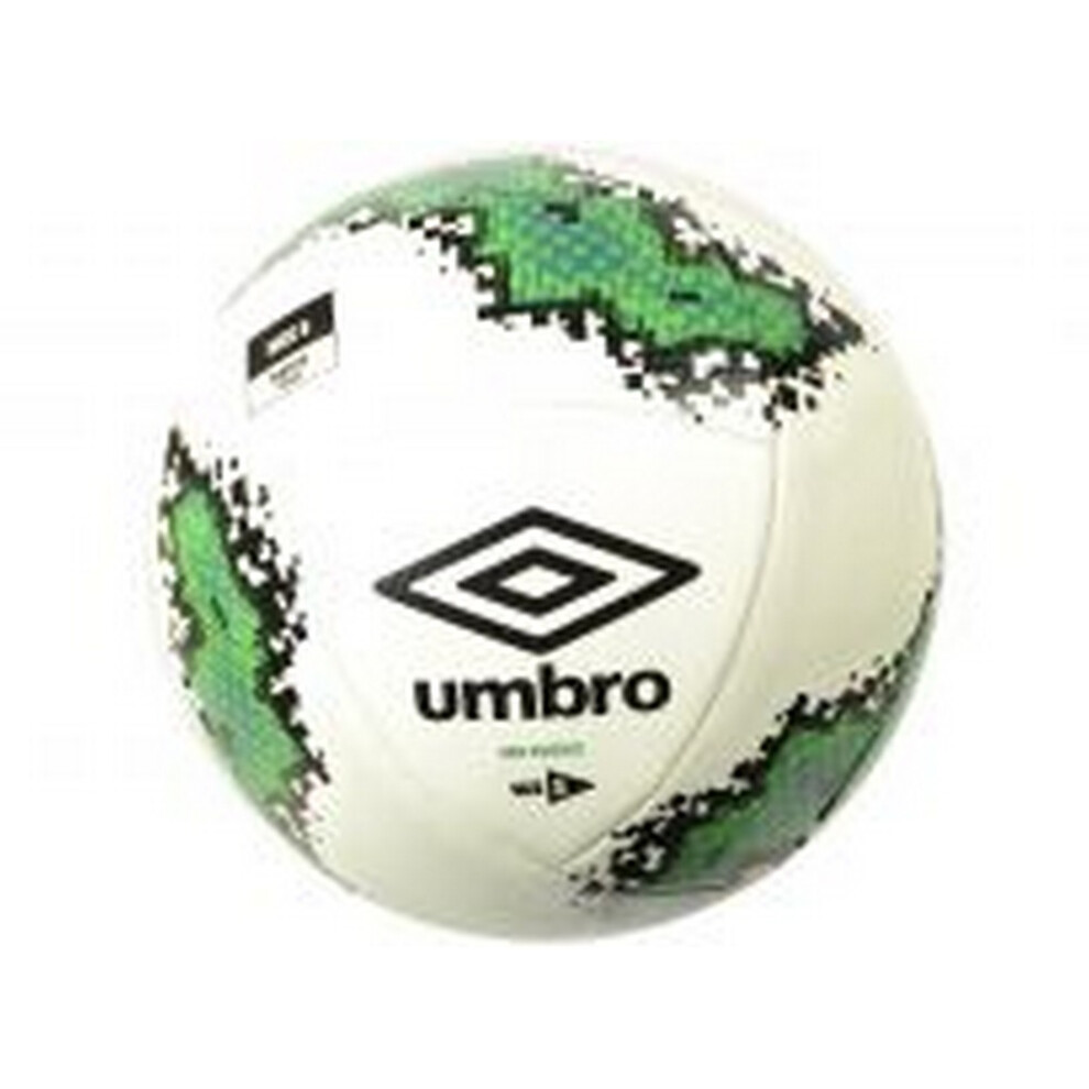 (5, White/Green/Black) Umbro Neo Swerve Football