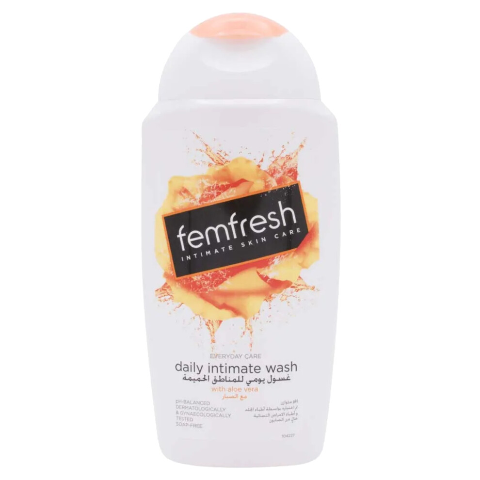 FemFresh Intimate Daily Wash, Enriched With Aloe vera And Calendula, Gentle Cleansing, Soap Free, 250ml