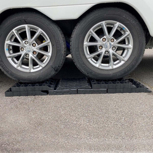 Milenco Stacka 9 Twin Axle Caravan Leveller Block Set 1