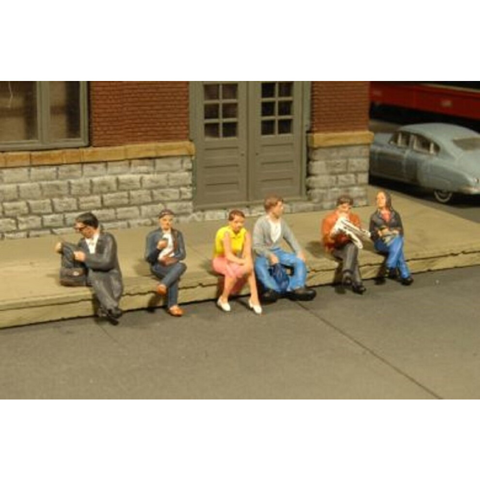 Bachmann Industries Miniature O Scale Figures Seated Platform Passengers Train(6 Piece)