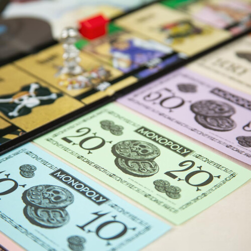 Monopoly One Piece Edition Board Game 1