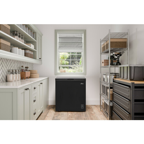 Willow Appliances WILLOW W198CFB 199L Chest Freezer in Black 1