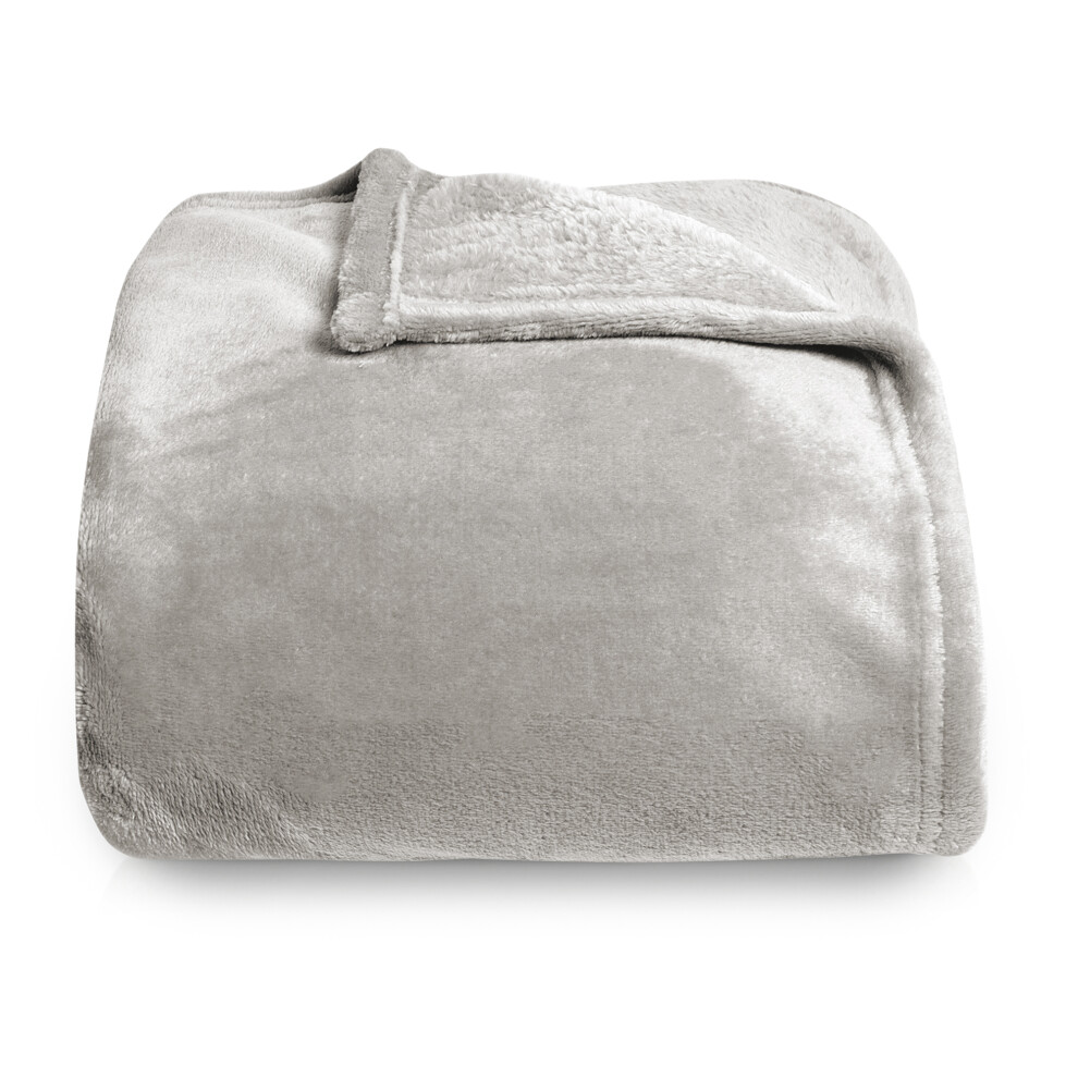 (Silver) Silentnight Supersoft Fleece Throw for Sofa or Bed