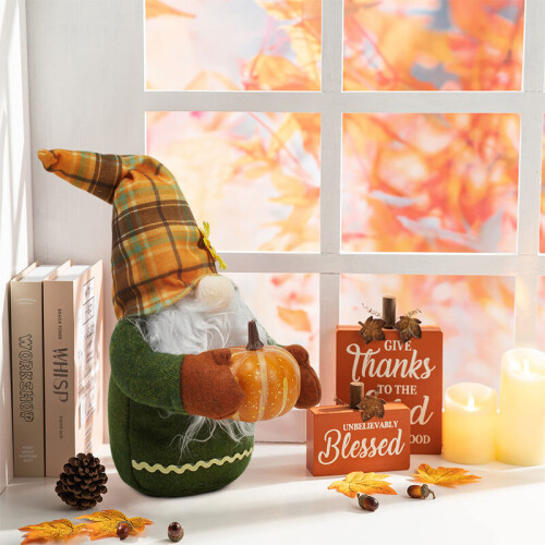 Living And Home (03) Handmade Autumn Harvest Gnome Decoration 2