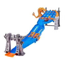 Metal Machines Juego de Pista de Ataque Raptor de 4 Carriles con Mini Coche de Carreras de ZURU Cars Juego Compatible con Otras Marcas Surtidas