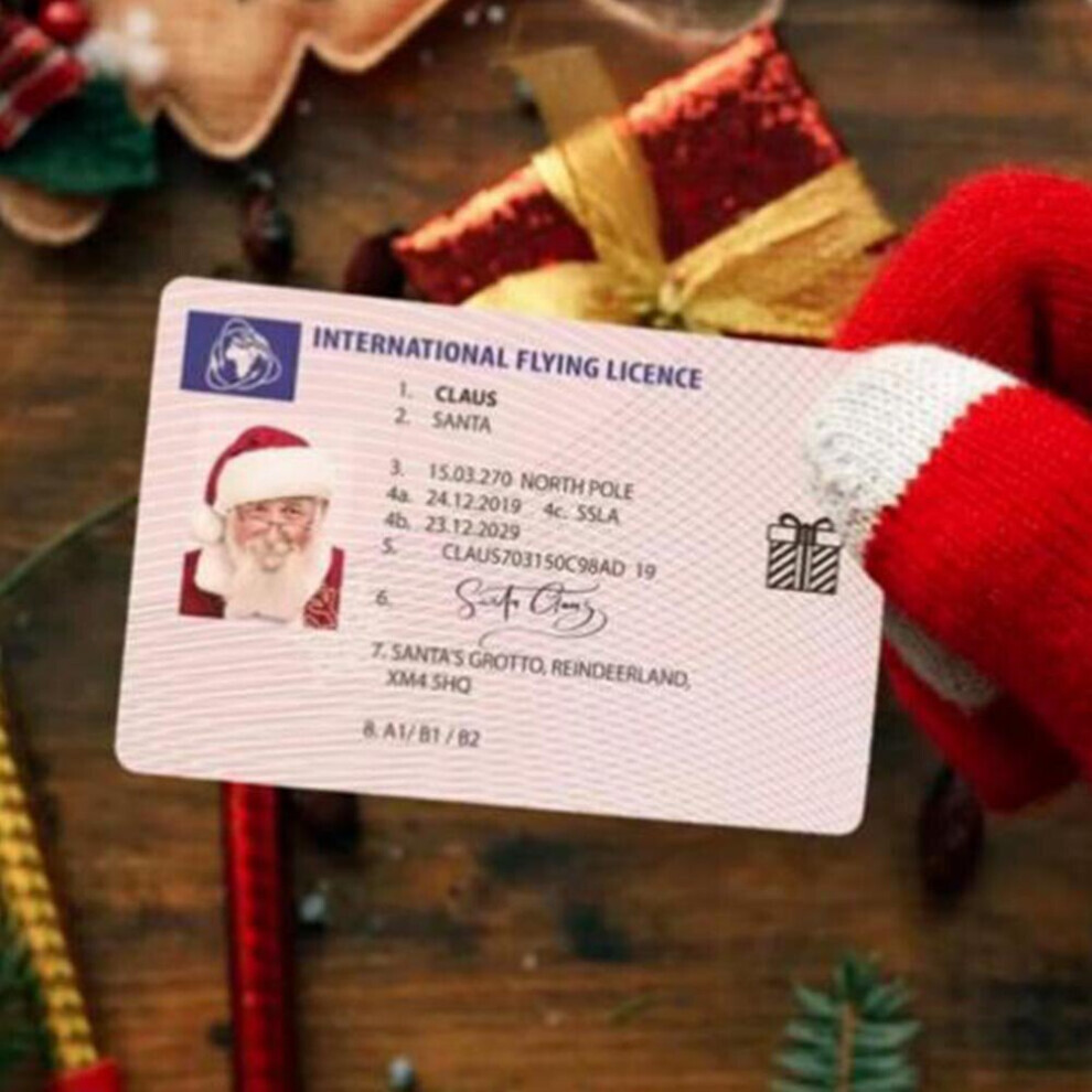 50x Plastic Santa Claus Flying Licence Christmas Eve Box Driving Licence Style