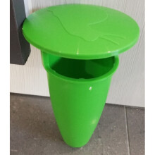 Slugs and snails trap green