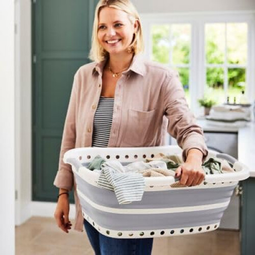 Lakeland Collapsible Hipster Laundry Basket 37L – Squashes Flat For Space-Saving Storage & Hip Rest 2