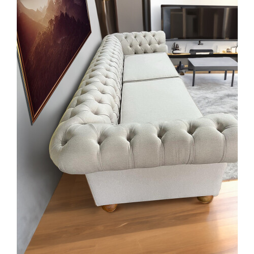 Chesterfield sofa large 1
