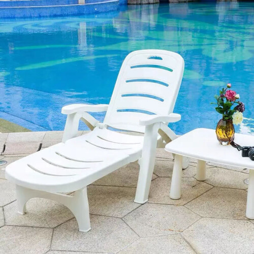 Poolside Deck Folding Sun Lounger Plastic Beach Recliner with Wheels 2