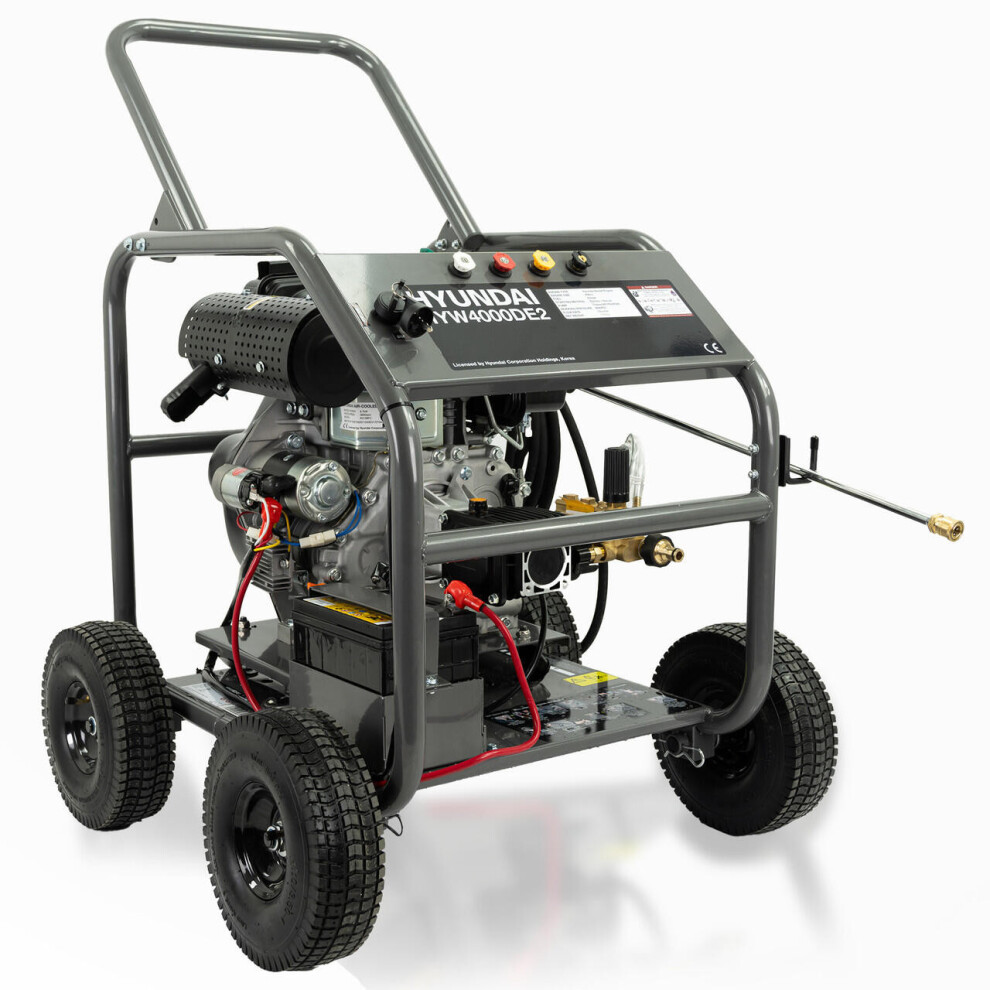 Hyundai 4000Psi / 275 Bar Diesel Pressure Washer, Annovi Reverberi Triplex Pump, 13L/Min With 10M Hose