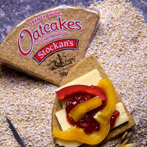 Stockans Thick Triangle Orkney Oatcakes 24 x 200 g (multipack) 1