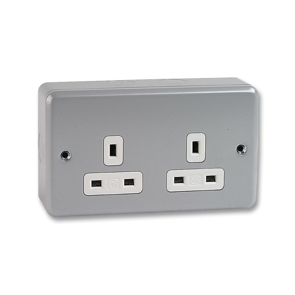 MK - 2 Gang DP Metalclad Socket