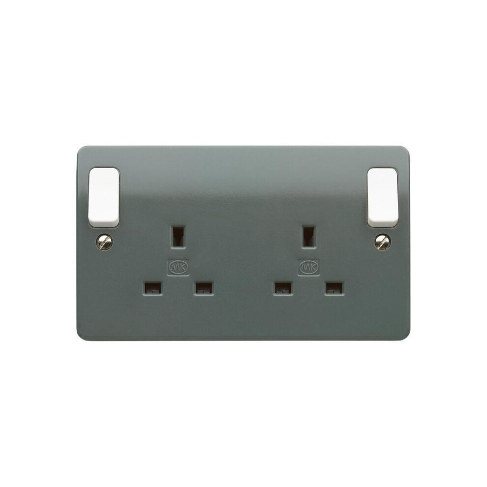 Mk - 13A 2 Gang Dp Switched Socket, Grey With White Outboard Rockers 5017490425799