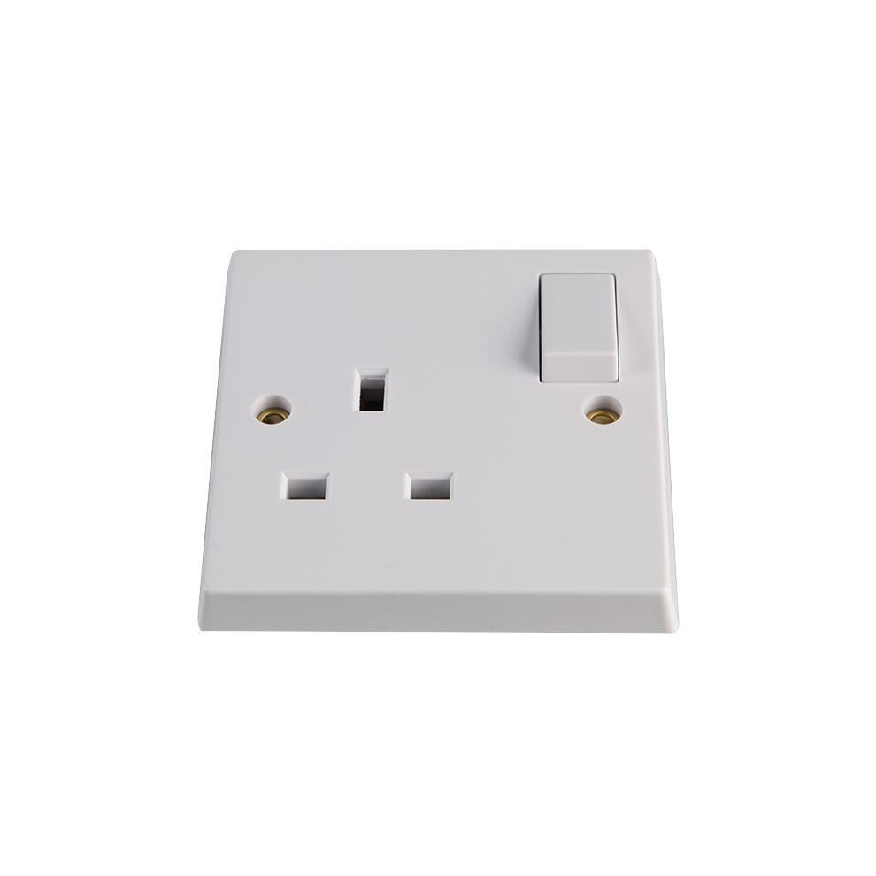 Volex Accessories - 13A 1 Gang Switched Plug Socket, White 5010620529312