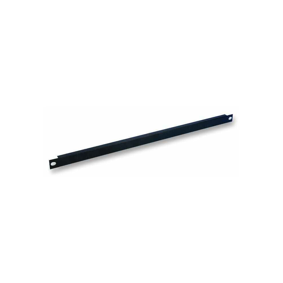 Adam Hall Hardware - 1/2U 19" Rack Panel 4049521016141