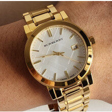 Burberry BU9003 Unisex Watch: Gold Bracelet, White Dial, Gold Case