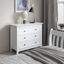 Karlstad Chest of Drawers 6 Drawer in Classic White