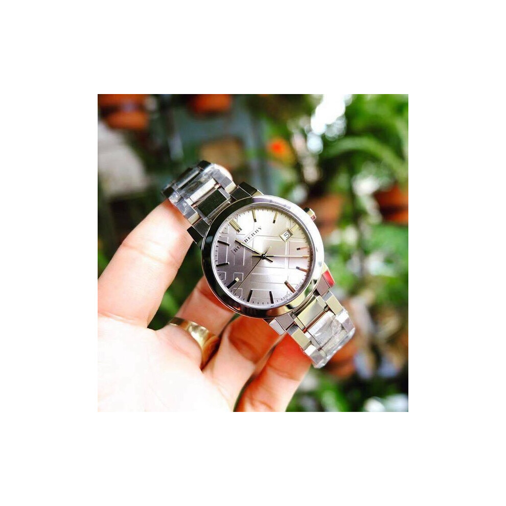 BURBERRY BU9035 UNISEX WATCH SILVER STRAP GREY DIAL SILVER CASE