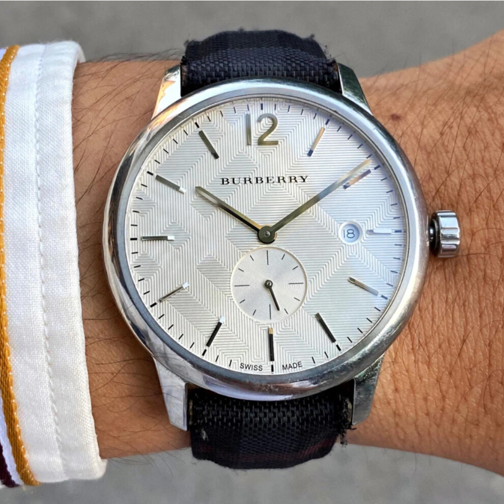 BURBERRY BU10008 MENS WATCH BLACK STRAP BEIGE DIAL SILVER CASE