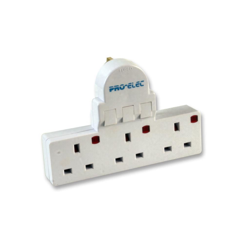Pro Elec - 3-Gang Switched Mains Plug Adaptor 8800202318178