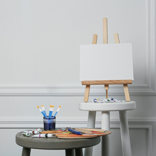 100-piece brush set 1