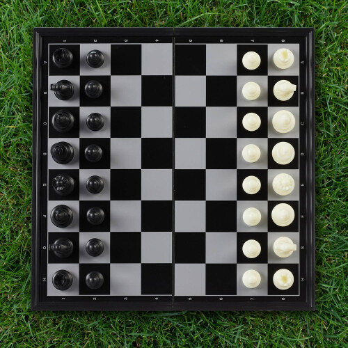 3-in-1-Magnetschachspiel 1