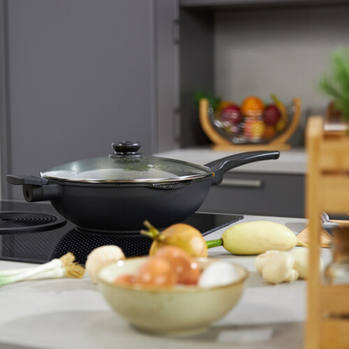 Wok mit Deckel 2