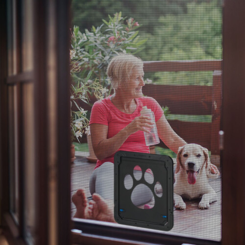 Pet flap for fly screen door 2