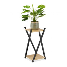 Blumenpodest mit 2 Ebenen