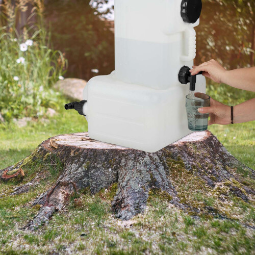 Wassertank mit Wasserhahn 1