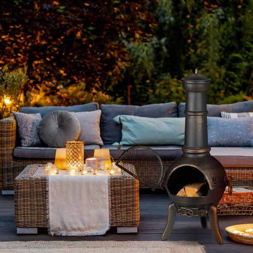 Large outdoor fireplace 1