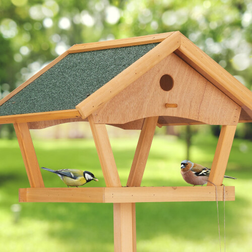 Großes Vogelhäuschen auf Stange 2