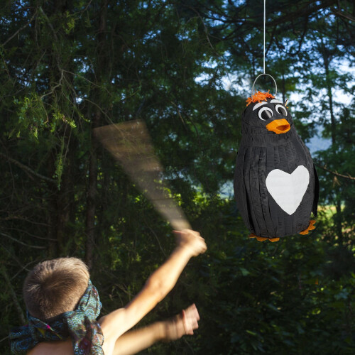 Pinata penguin 1