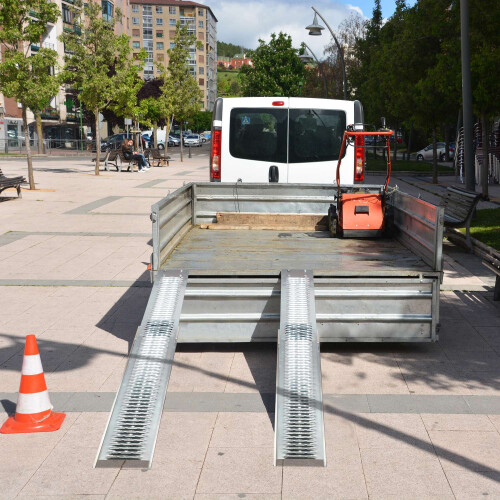 Loading ramp for motorcycle 2