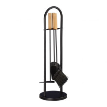 Moderner Kamin in 4 Teilen