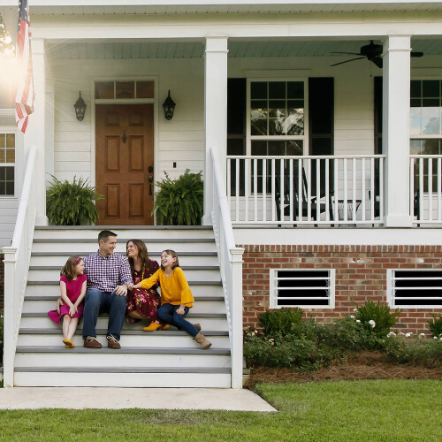 Burglar protection with extendable window grill 2