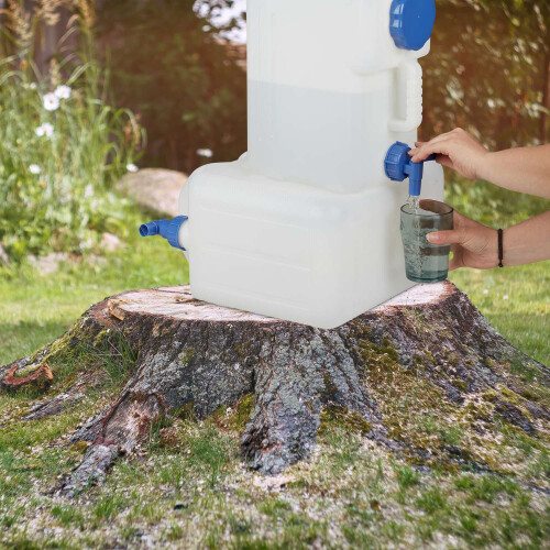 Wasserkrug mit Hahn 1
