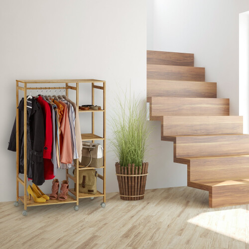 Rollgarderobe aus Bambus 2