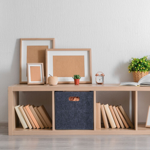 Square basket in felt 1