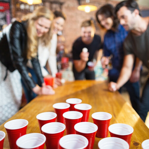 Beer Pong Becher im 50er Set 1