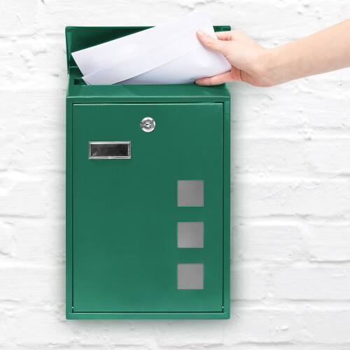 Mailbox with 3 square viewing windows 1