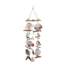 Carillon éolien en bois flotté avec coquillages