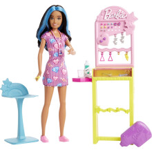 Barbie First Jobs Skipper-Set mit Dummy-Puppen-Ohrpiercing-Station mit Piercing-Werkzeug, 10 Paar Ohrringen und 5 Accessoires, Kinderspielzeug ab