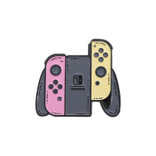 (QHXZ1534) Multicolor Eyecatching Switch Controller Brooch Fun Accessory Ideal For Game Lovers