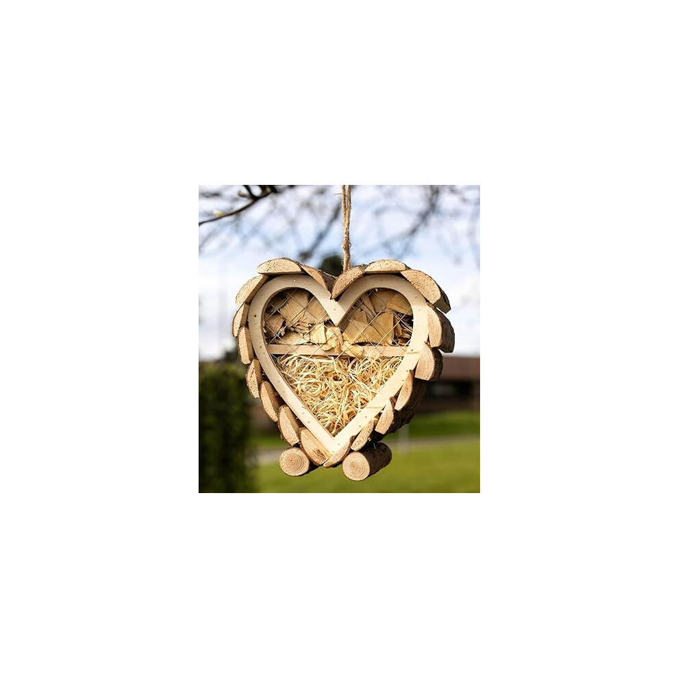 Wooden Heart Insect Shelter Garden Bug Home Natural Habitat Hotel Nesting Animal