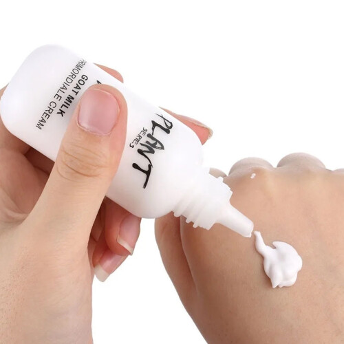Waterproof Smooth Brighten Plain Cream Ultimate Lazy Face Foundation Cream Goat Milk Revitalizing Whitening Full Coverage 2